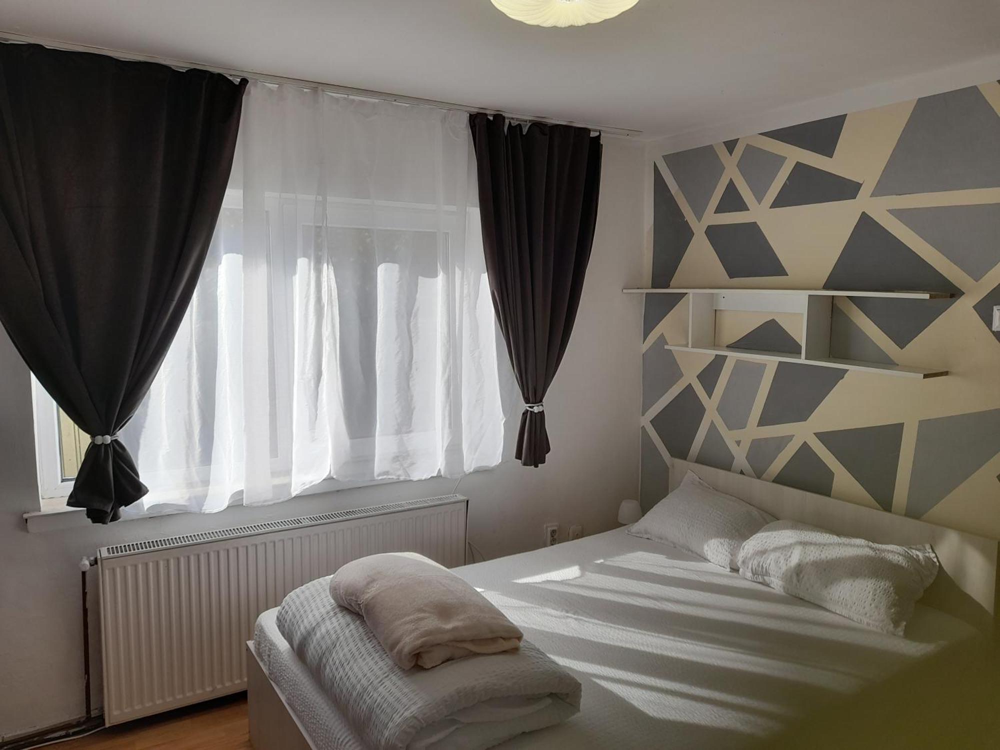 Garsoniera Sic Zona Terapia Zona Linistita La Casa Cu Parcare Apartment Cluj-Napoca Exterior foto
