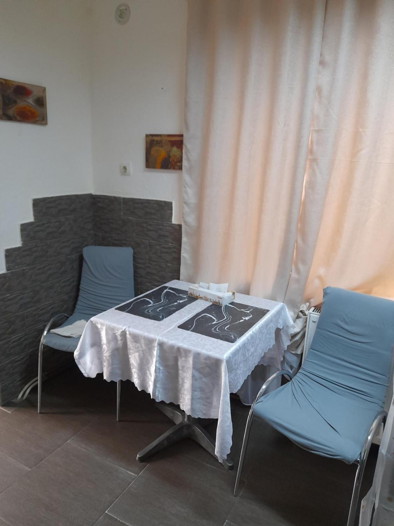 Garsoniera Sic Zona Terapia Zona Linistita La Casa Cu Parcare Apartment Cluj-Napoca Exterior foto